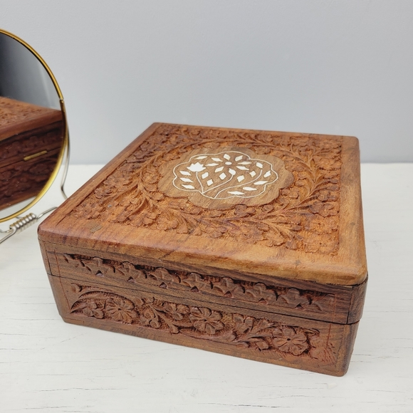 Vintage Sheesham Indian Rosewood Hand Carved Floral Box | Made in India - Picture 2 of 16